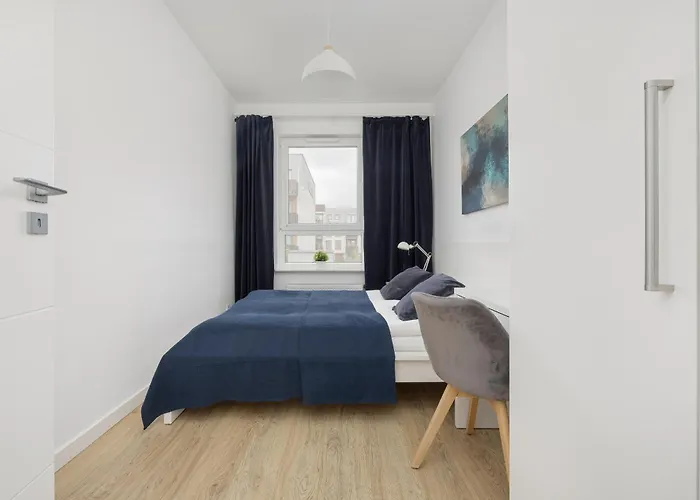 Comfy Two-bedroom Near Chopin Airport Warsaw's Ursynow By Renters *