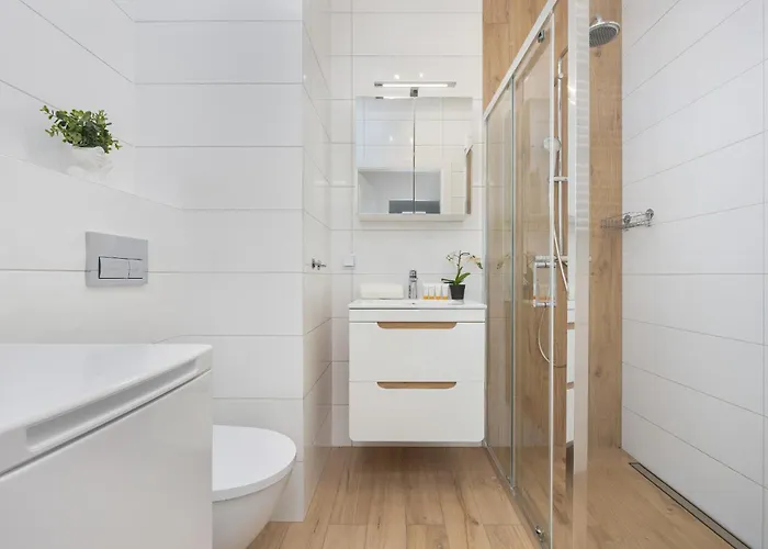 Comfy Two-bedroom Near Chopin Airport Warsaw's Ursynow By Renters Διαμέρισμα Βαρσοβία