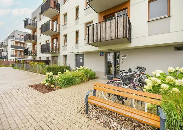 Διαμέρισμα Comfy Two-bedroom Near Chopin Airport Warsaw's Ursynow By Renters Βαρσοβία