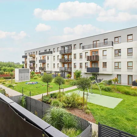 Apartmán Comfy Two-bedroom Near Chopin Airport Warsaw's Ursynow By Renters *