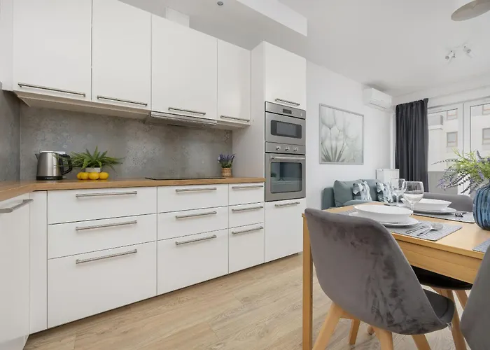 Apartamento Comfy Two-bedroom Near Chopin Airport Warsaw's Ursynów By Renters