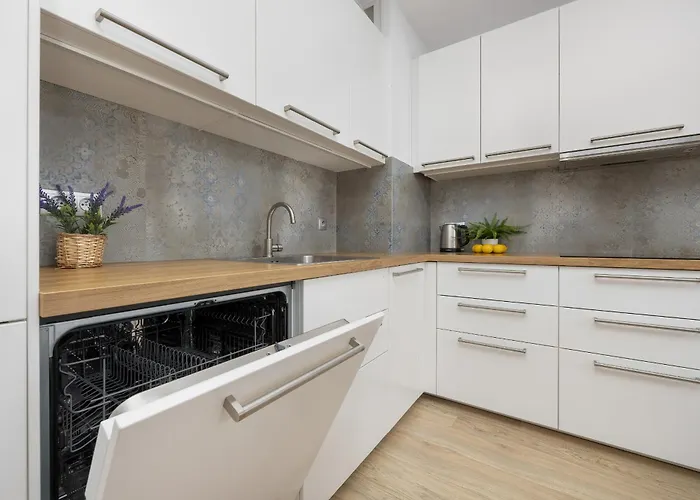 Apartamento Comfy Two-bedroom Near Chopin Airport Warsaw's Ursynów By Renters